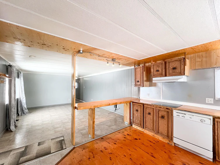 5128 North Avenue, Smoky River M.D., AB, T0H 1G0 - 8