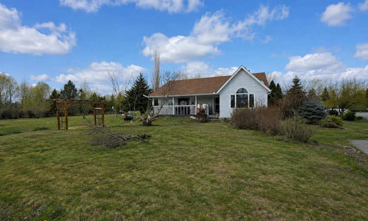 6-592062 Hwy 32