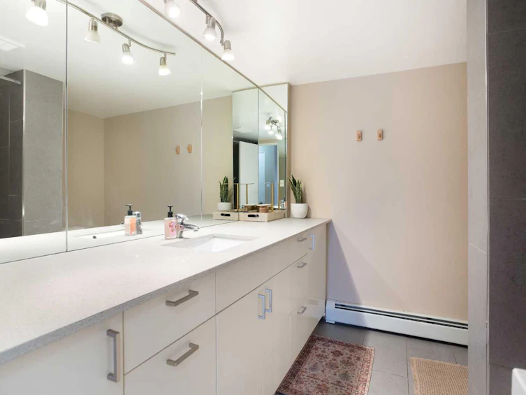 2B-515 17 Avenue SW, Calgary, AB, T2S 0A9 - 18