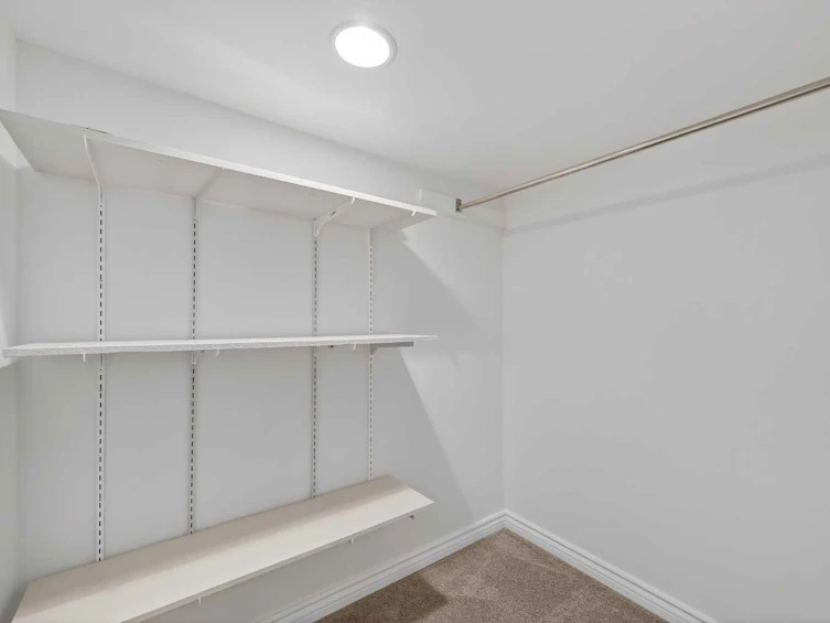 14 Canterbury Gardens SW, Calgary, AB, T2W 2S9 - 22