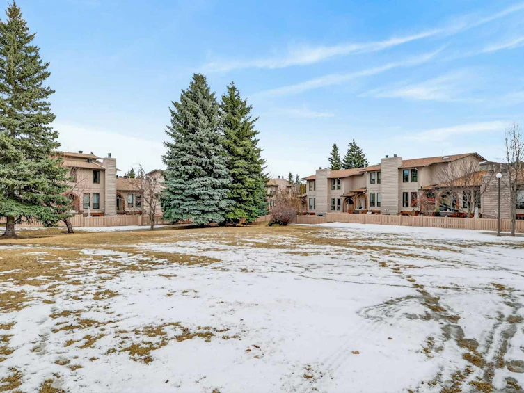14 Canterbury Gardens SW, Calgary, AB, T2W 2S9 - 30