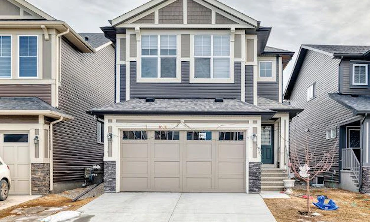 198 Lucas Heights NW