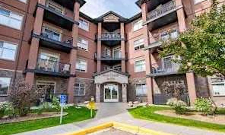 206-69 Ironstone Drive