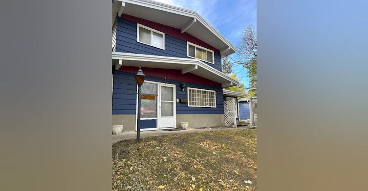 3631 Varsity Drive NW, Calgary, AB, T2L 1Z6 - 2
