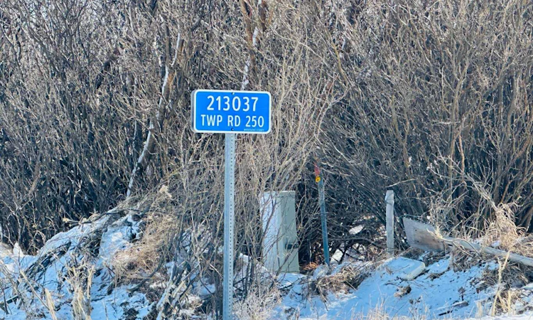 213037 Township Road 250