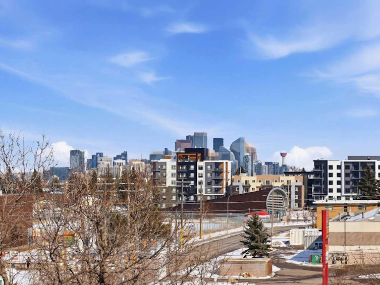 305-1629 38 Street SW, Calgary, AB, T3C 1T8 - 32