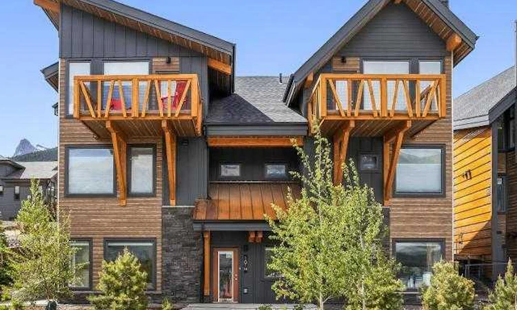 202K-209 Stewart Creek Rise