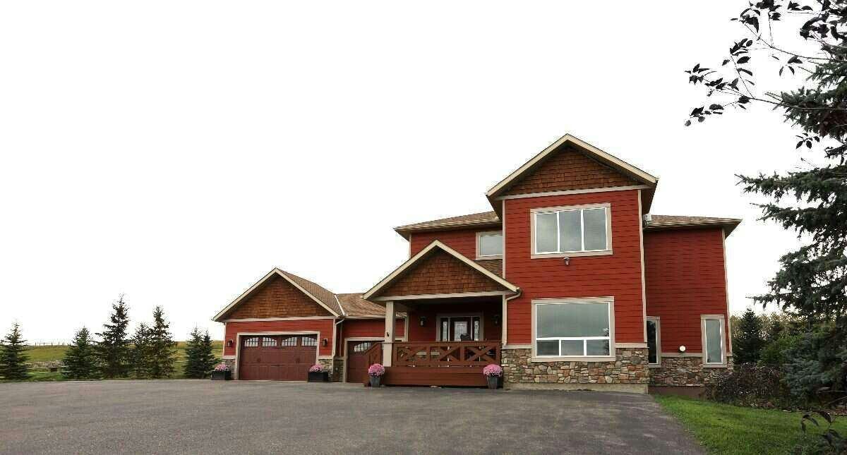 32015 292 Avenue E, Foothills County, AB, T1S 4P7