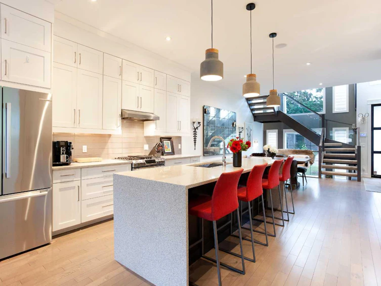 1911 31 Avenue SW, Calgary, AB, T2T 1T1 - 9