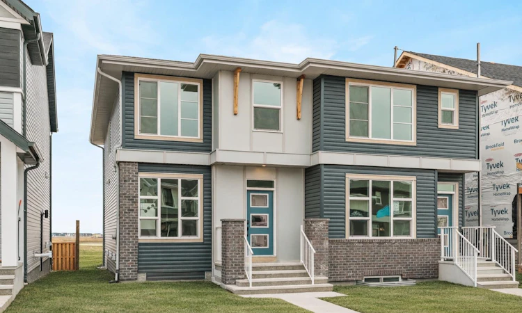19760 45 Street SE
