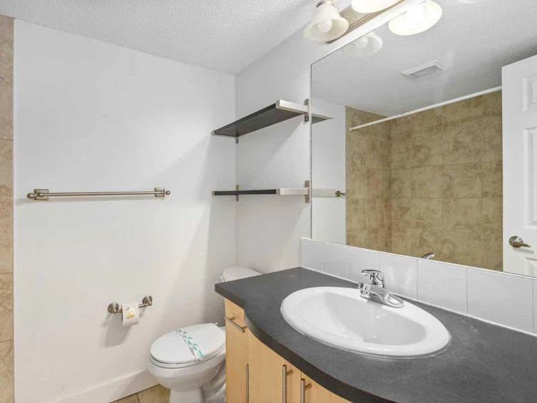 101-655 Meredith Road NE, Calgary, AB, T2E 5A9 - 11