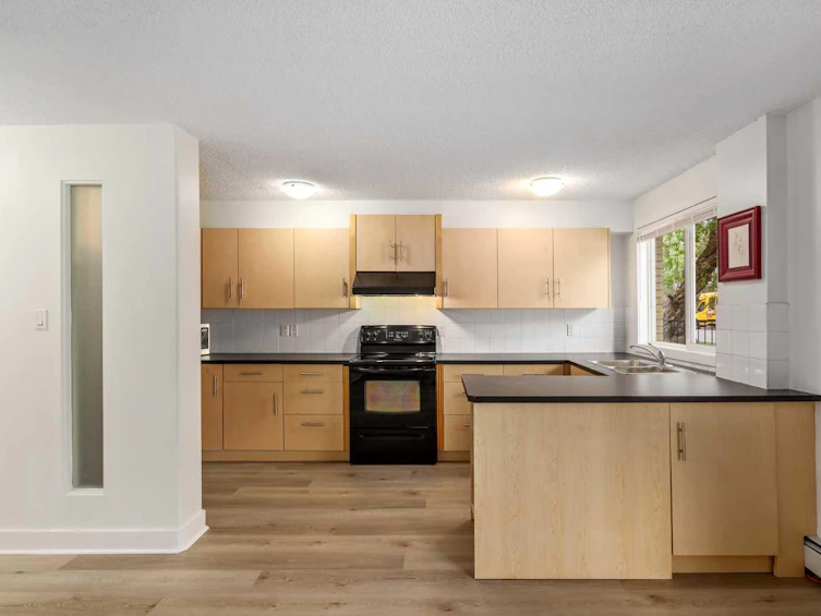 101-655 Meredith Road NE, Calgary, AB, T2E 5A9 - 5