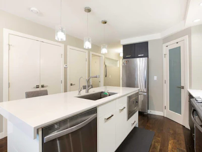 202-1029 15 Avenue SW - 5