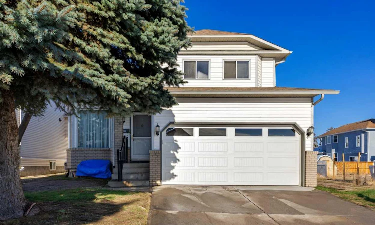 70 Pasadena Gardens NE
