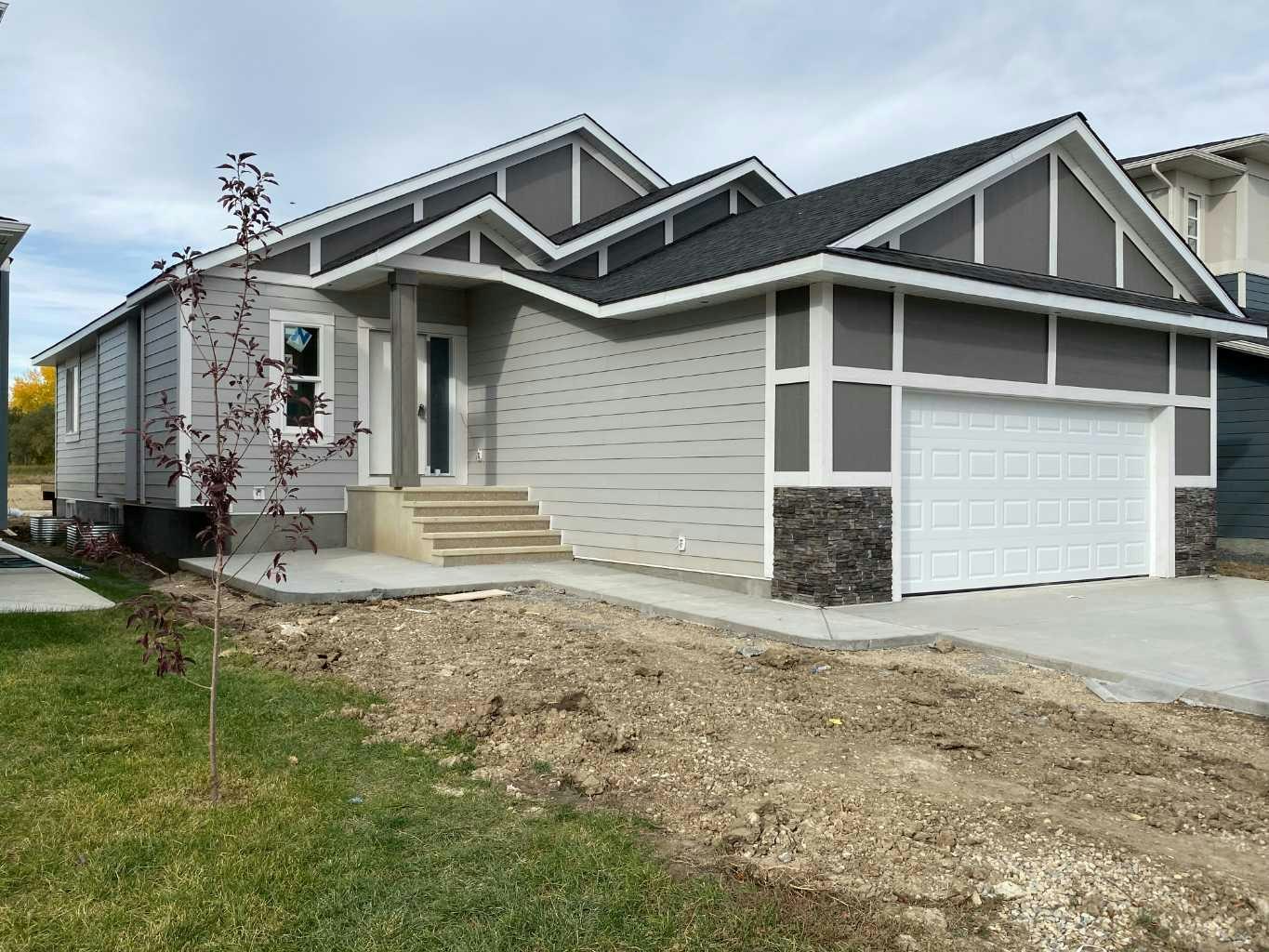 727 Mandalay Avenue NW, Carstairs, AB, T0M 0N0