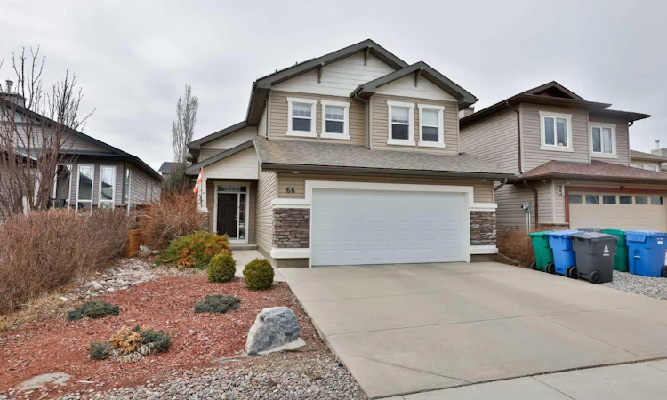 66 Coalbanks Gate W