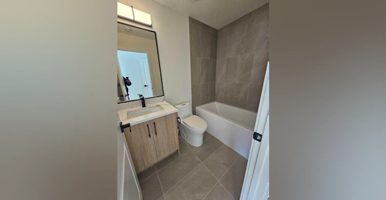 Upper-1512 21 Avenue NW, Calgary, AB, T2M 1L8 - 24