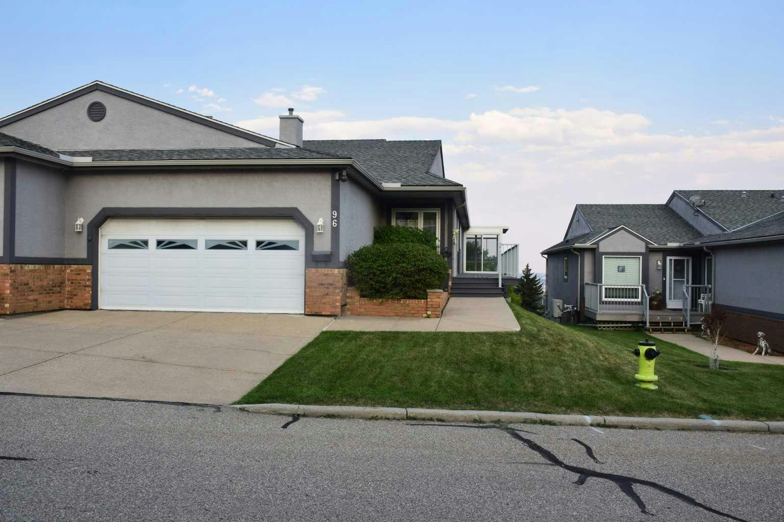 96 Norquay Heights NW, Calgary, AB, T2K 6H4