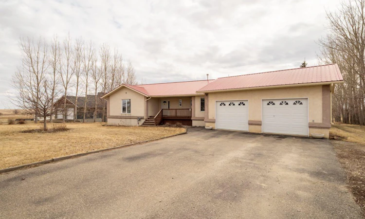 9-101022 Rge. Rd. 22 4