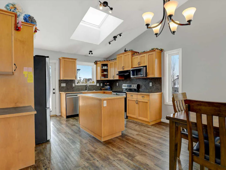 12822 88a Street, Grande Prairie, AB, T8X 1T8 - 4
