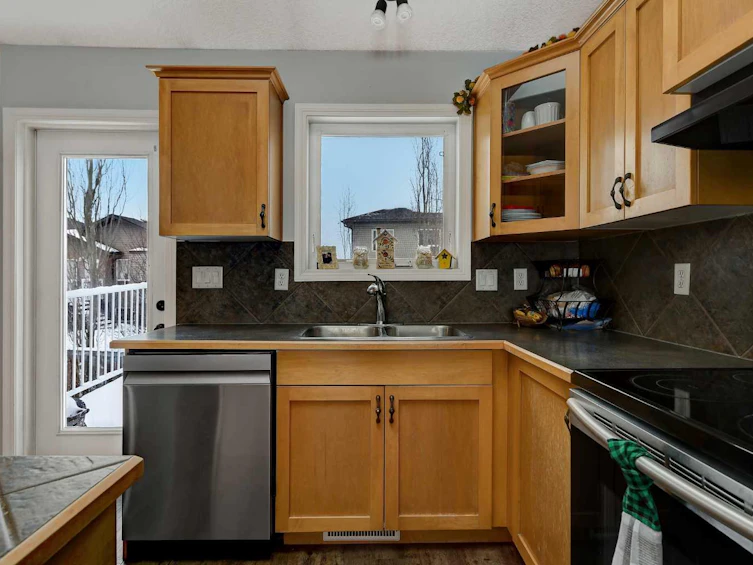 12822 88a Street, Grande Prairie, AB, T8X 1T8 - 7