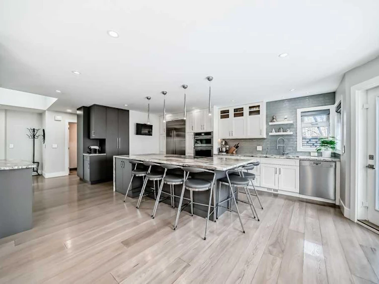 256 Riverside Mews SE, Calgary, AB, T2C 3Y8 - 11