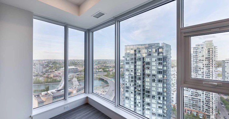 530 3 Street SE, Calgary, AB, T2G 2L8 - 8