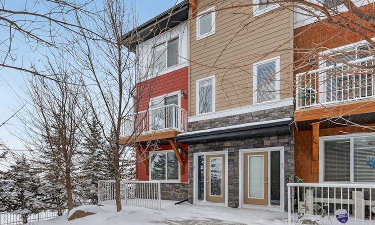 43-111 Rainbow Falls Gate