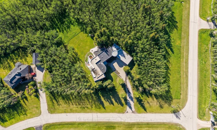 43 Westbluff Place