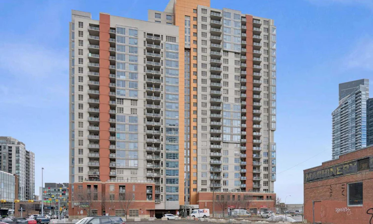 1301-1053 10 Street SW