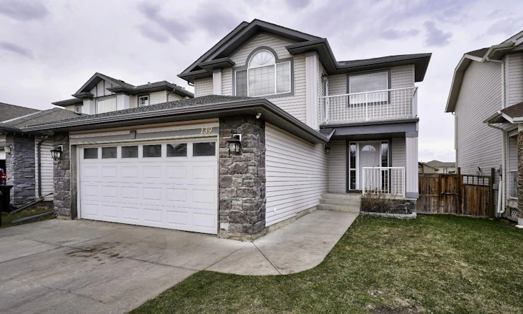 139 Coopers Close SW