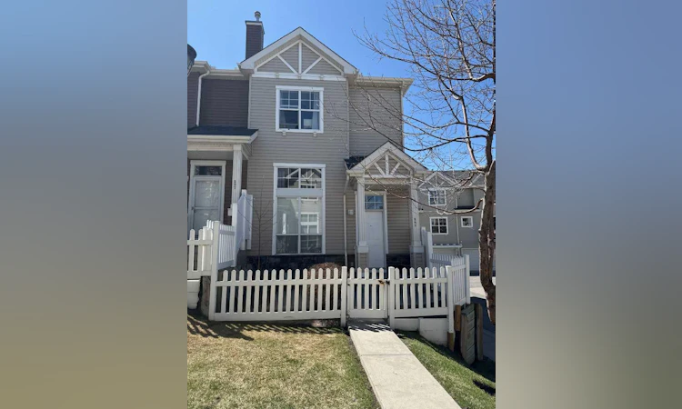 241 Elgin Gardens SE