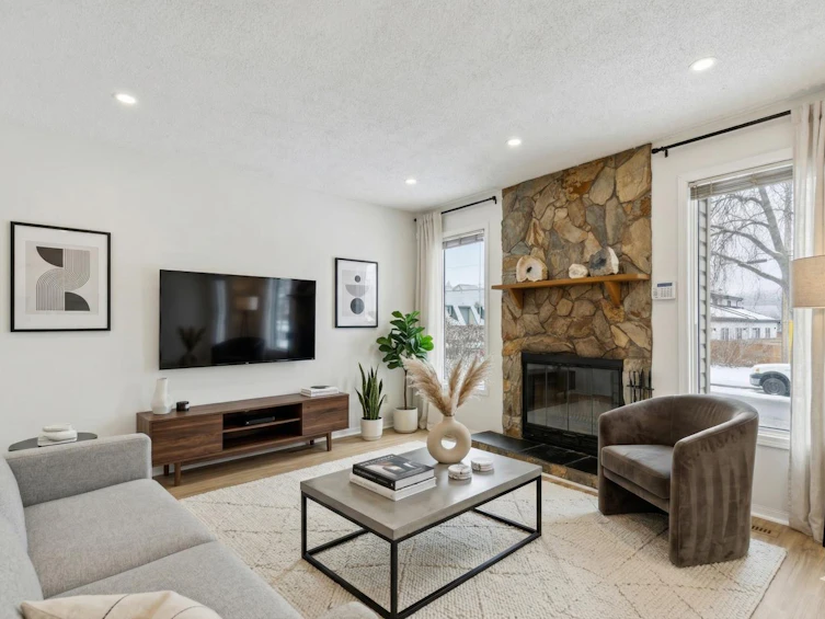 4530 Montgomery Avenue NW, Calgary, AB, T3B 0K9 - 4
