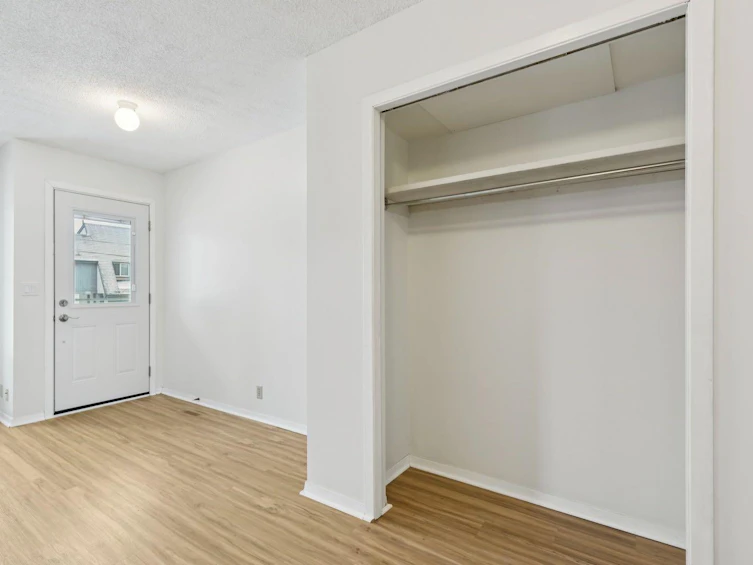 4530 Montgomery Avenue NW, Calgary, AB, T3B 0K9 - 8