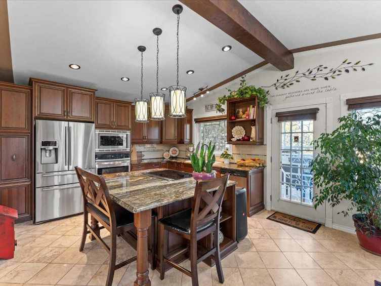 11124 110a Avenue, Edmonton, AB, T5H 1K1 - 14