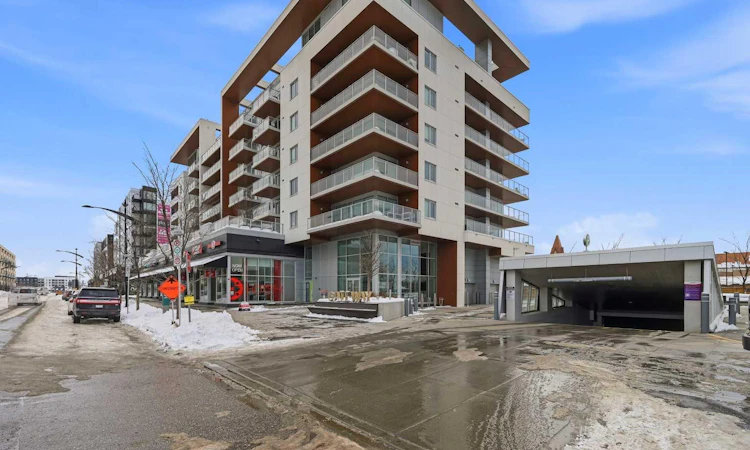315-8445 Broadcast Avenue SW
