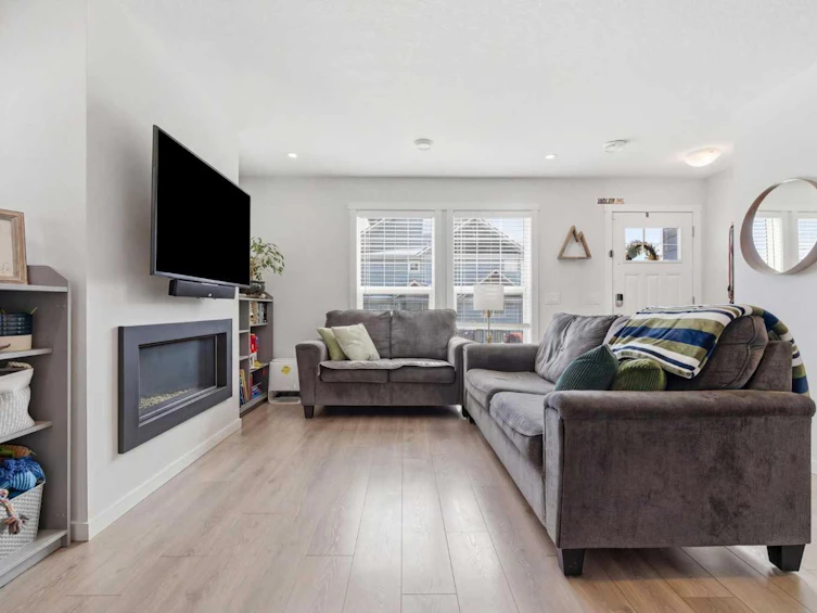 479 Cranbrook Square SE, Calgary, AB, T3M 3E3 - 4