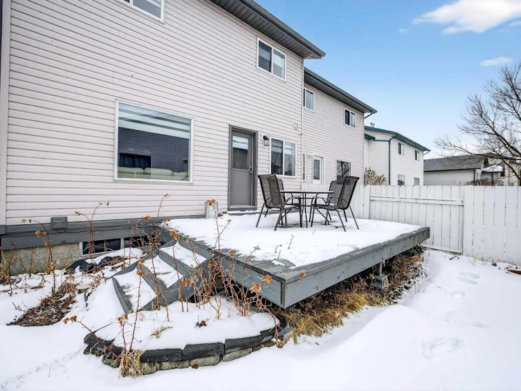 237 Willowbrook Close NW, Airdrie, AB, T4B 2J6 - 35