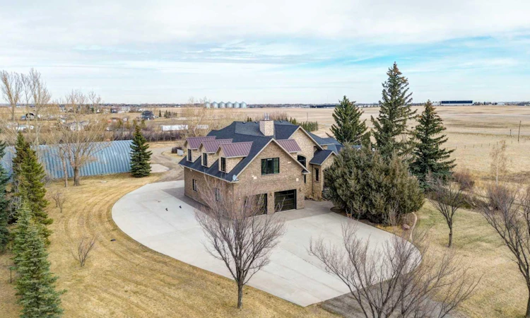 224010 Twp Rd 9 2