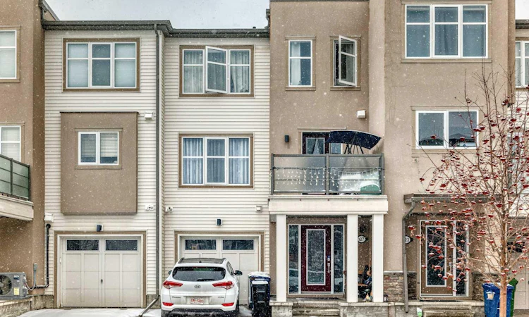 127 Windford Gardens SW