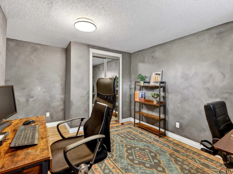 4 Mckinley Road SE, Calgary, AB, T2Z 1T6 - 44