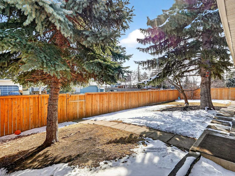 4 Mckinley Road SE, Calgary, AB, T2Z 1T6 - 10