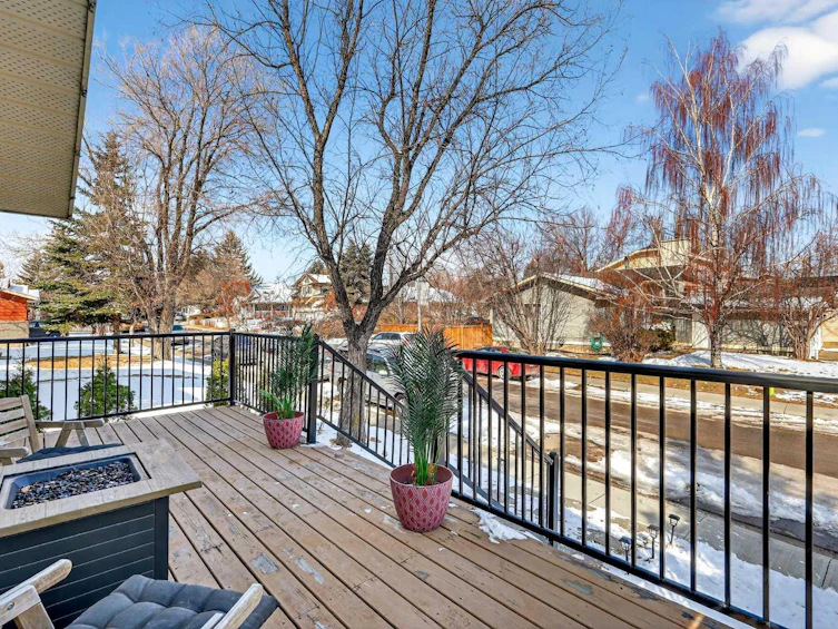 4 Mckinley Road SE, Calgary, AB, T2Z 1T6 - 6
