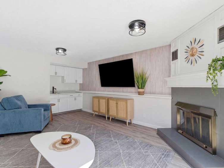 7 Woodmont Rise SW, Calgary, AB, T2W 4L4 - 39