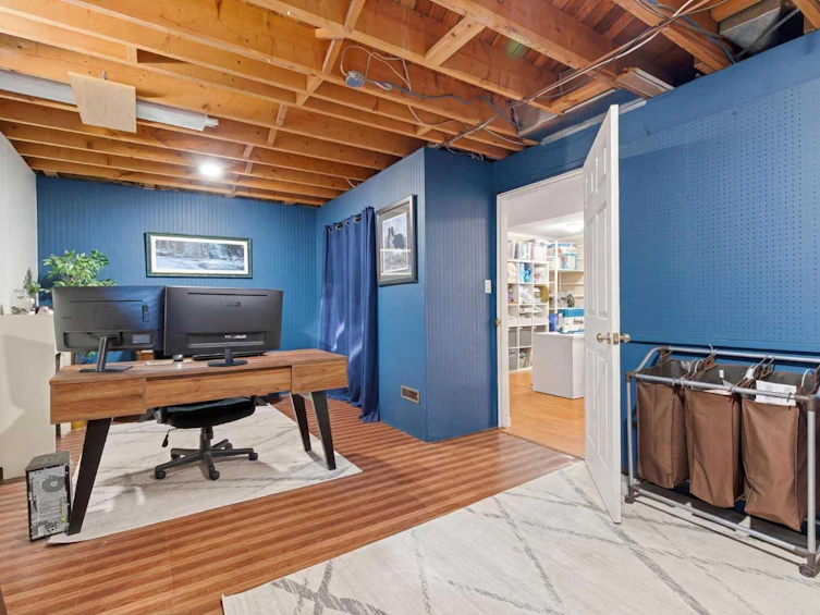 7 Woodmont Rise SW, Calgary, AB, T2W 4L4 - 43