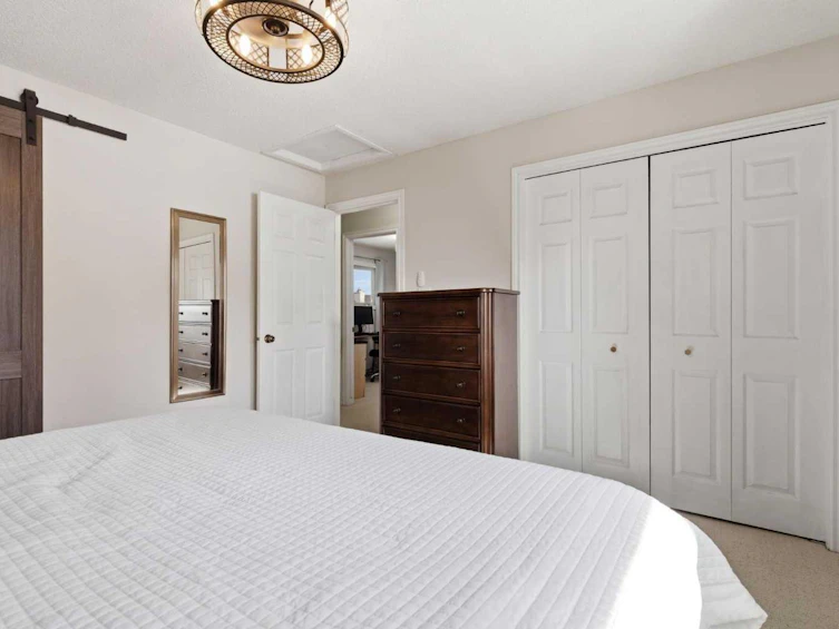 7 Woodmont Rise SW, Calgary, AB, T2W 4L4 - 18