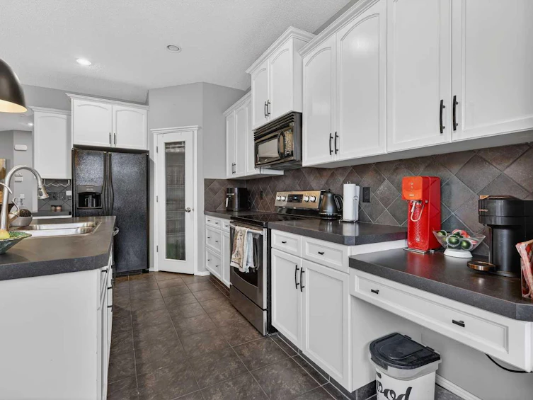 201 Autumn Circle SE, Calgary, AB, T3M 0J9 - 46