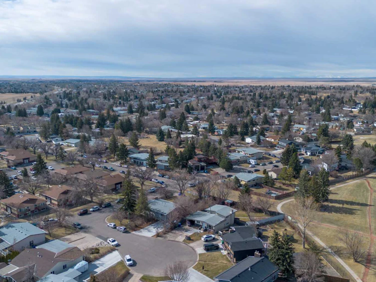 74 Carleton Place W, Lethbridge, AB, T1K 3X6 - 43