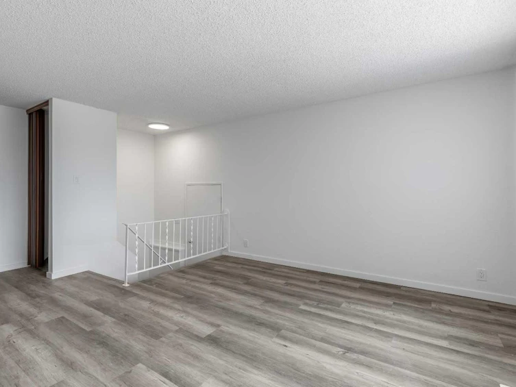 74 Carleton Place W, Lethbridge, AB, T1K 3X6 - 8