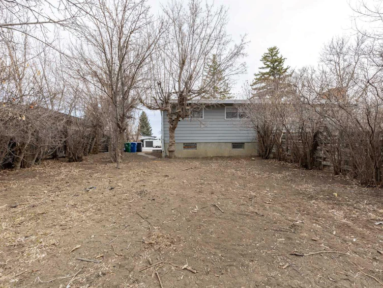 74 Carleton Place W, Lethbridge, AB, T1K 3X6 - 33